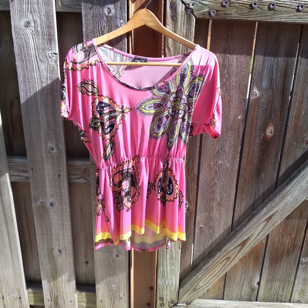 Hot pink top size sm
